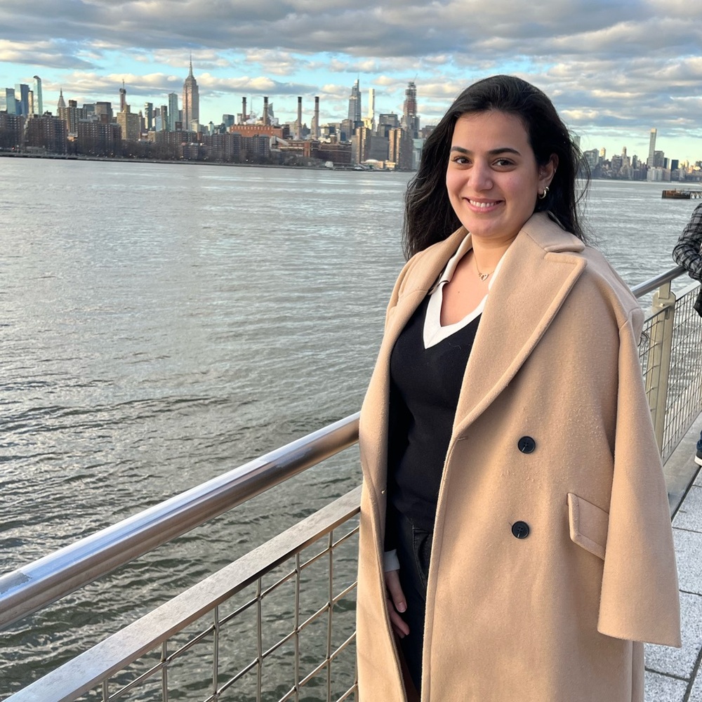 Meet your Posher, Helen